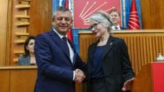 Emine Ülker Tarhan 11,5 Yıl Sonra CHP'ye Döndü: 'Omuz Vermeye Geldim'