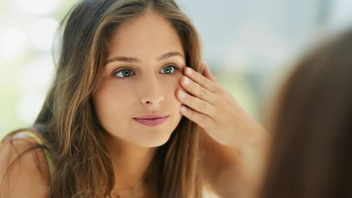 Cildi parlatıyor: 3 malzemeyle hazırlanan doğal maske