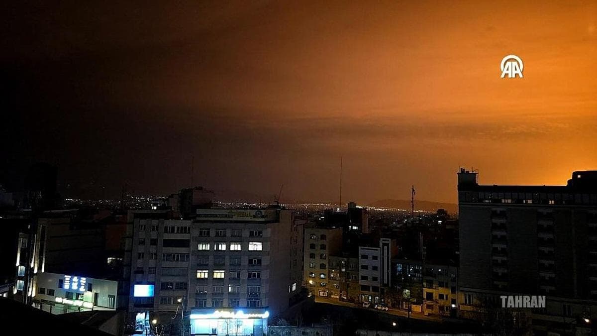 SON DAKİKA... Tahran'da bombalar patlıyor!