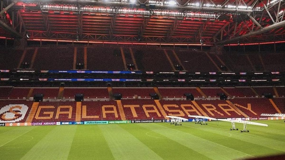 Liverpool, İstanbul'a gidecek taraftarlarına ramazan ayı hassasiyeti çağrısında bulundu