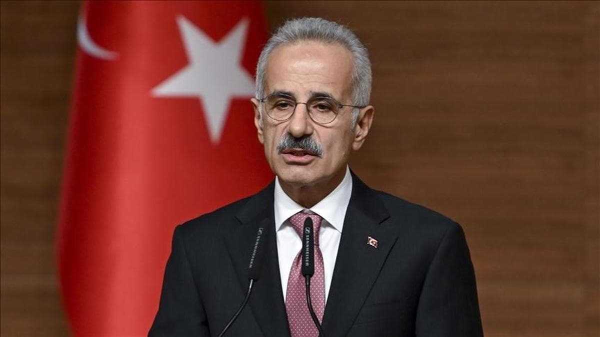 Bakan Uraloğlu: Hürmüz Boğazı'ndaki Türk Gemileri İçin Çalışıyoruz