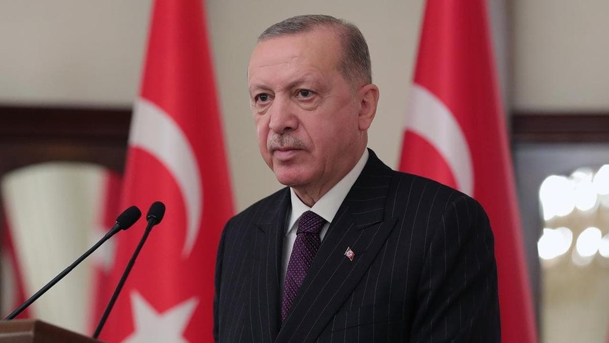 Cumhurbaşkanı Erdoğan, Alparslan Türkeş'i Vefatının 29. Yılında Andı