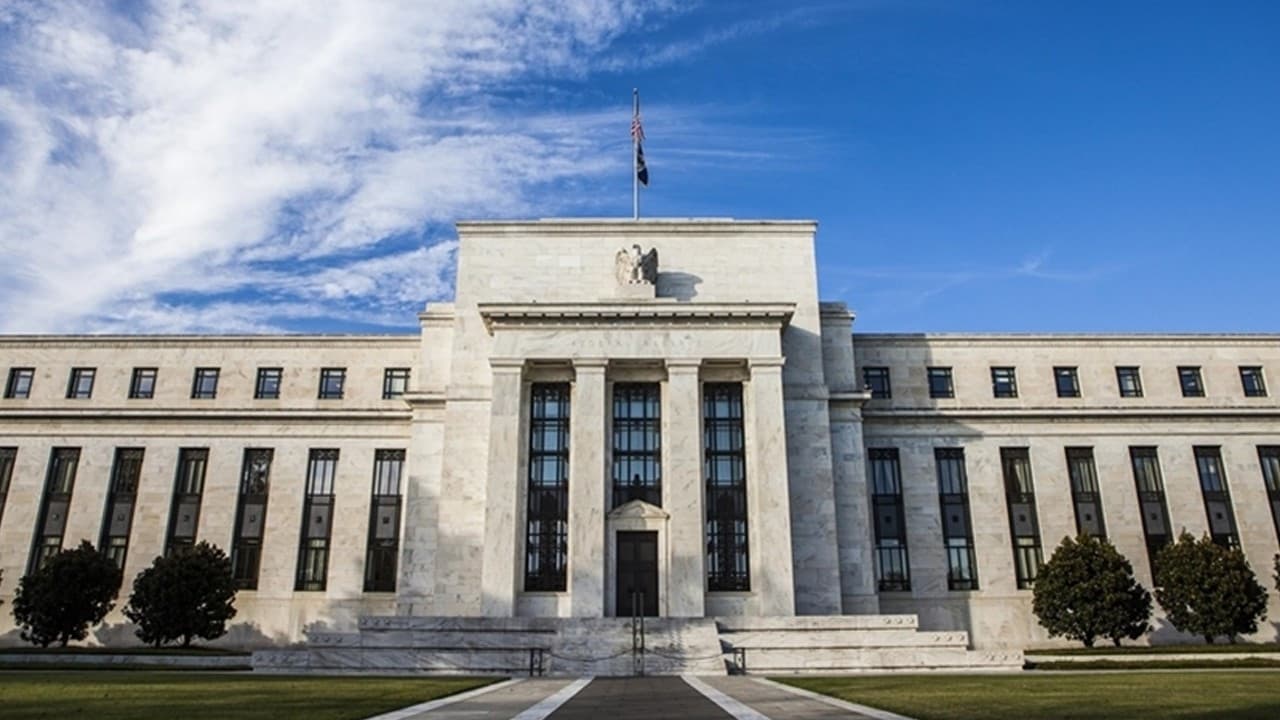 Fed 2025'te 18,7 Milyar Dolar Zarar Açıkladı