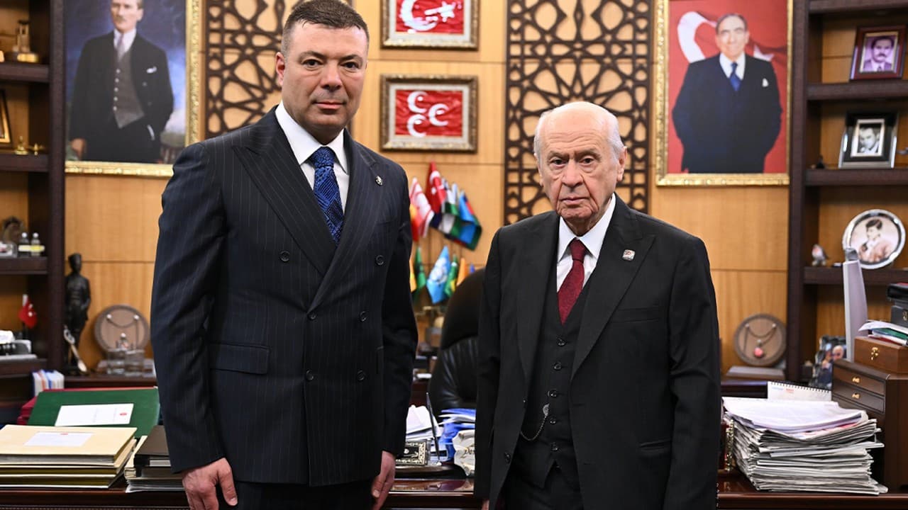 Özgür Bayraktar, MHP'de Araştırma ve Strateji Geliştirmeden Sorumlu Genel Başkan Yardımcısı Oldu