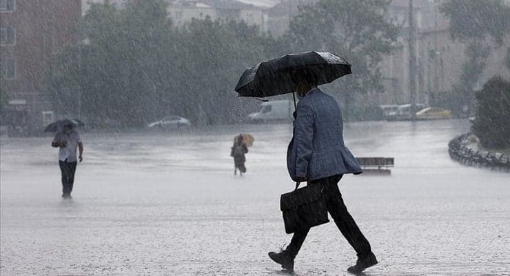 Meteoroloji'den Türkiye Geneli İçin Yağış ve Fırtına Uyarısı