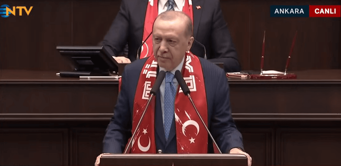 Cumhurbaşkanı Erdoğan, Dünya Kupası'na Giden Milli Takım'ı Tebrik Etti