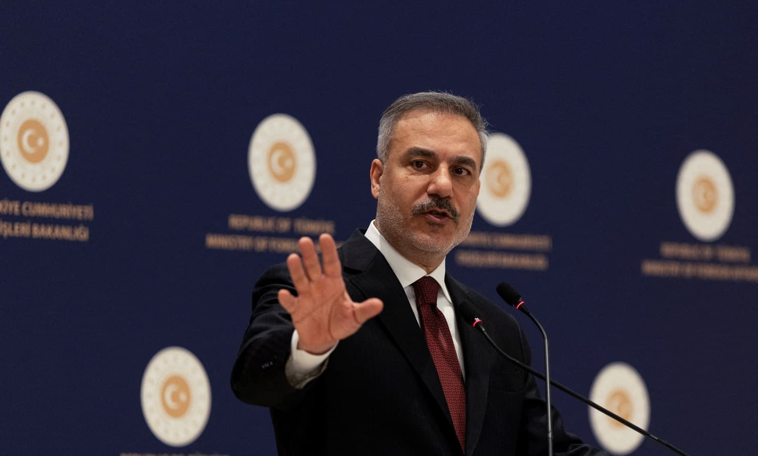 Bakan Fidan, 4 Ülkenin Dışişleri Bakanıyla Telefonda Görüştü