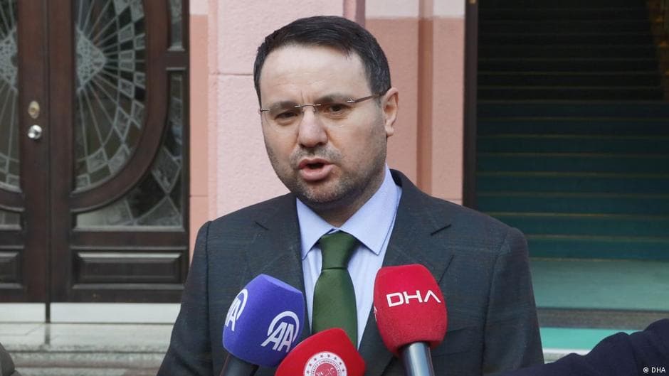 Akın Gürlek mal varlığını açıkladı: Özgür Özel'e dava açıyor