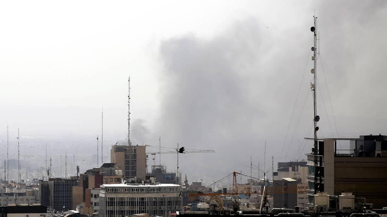 İran Kızılayı: ABDİsrail saldırılarında 105 sivil mekan vuruldu