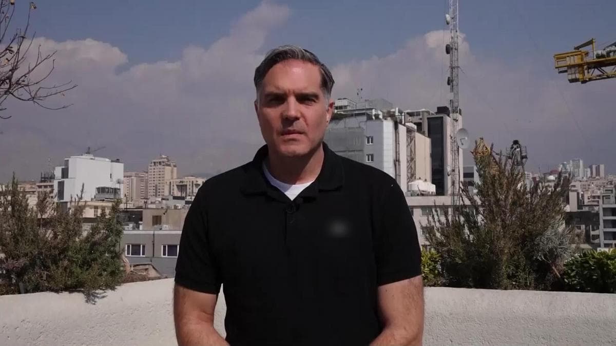 Tahran’da şafak vakti kabus: Dev patlamalar şehri sardı