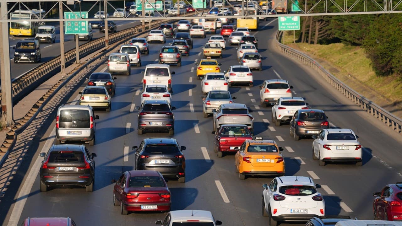 Sahte Plaka Cezası 1 Nisan'da Başlıyor: 140 Bin Lira Kesilecek