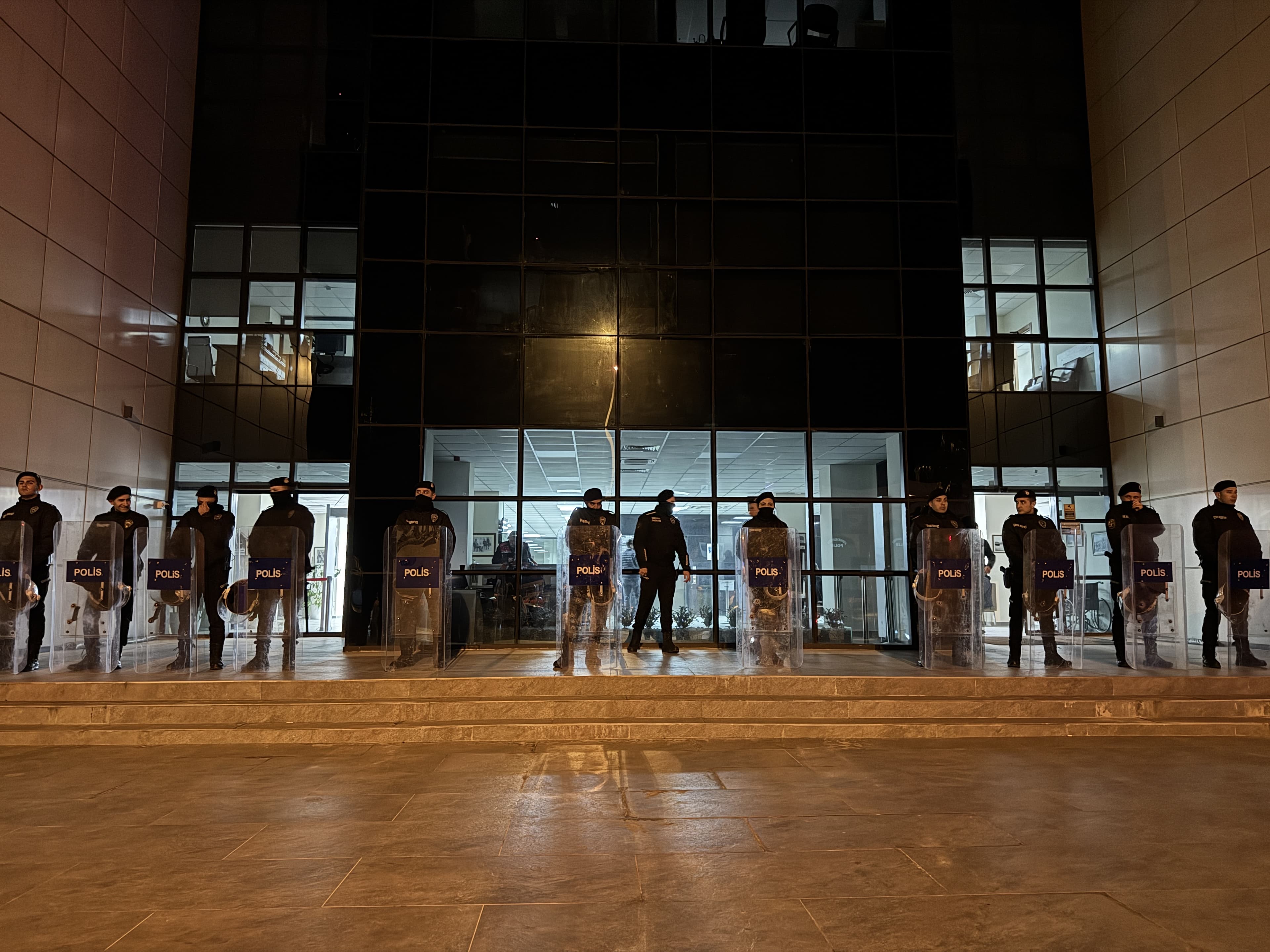 Marmaris Belediyesi'ne Operasyon: 3 Üst Düzey Yönetici Gözaltında