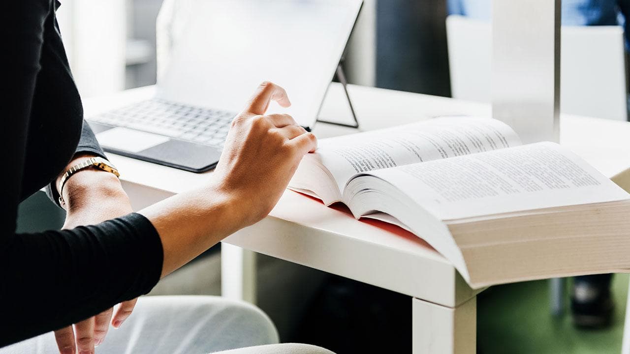 YÖK, Lisansüstü Eğitimde Doğum Yapan Kadınlara Ek Süre Yazısı Gönderdi